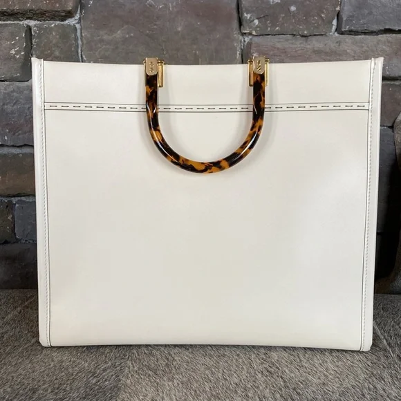 FENDI Sunshine Medium White Leather Shopper - Picture 10 of 16